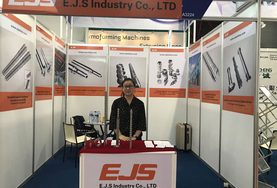 Plastics & Rubber Indonesia 2017  --- EJS était là